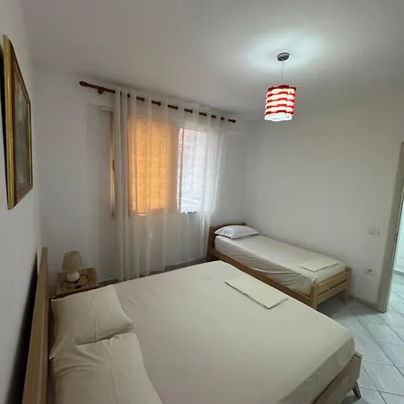 Lejlighed Kristi Home-5 Min Walk To *