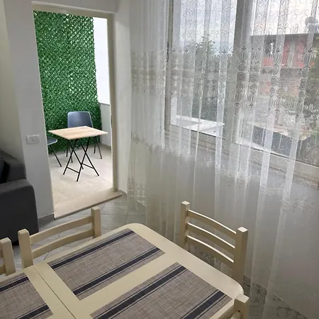 Kristi Home-5 Min Walk To دراس